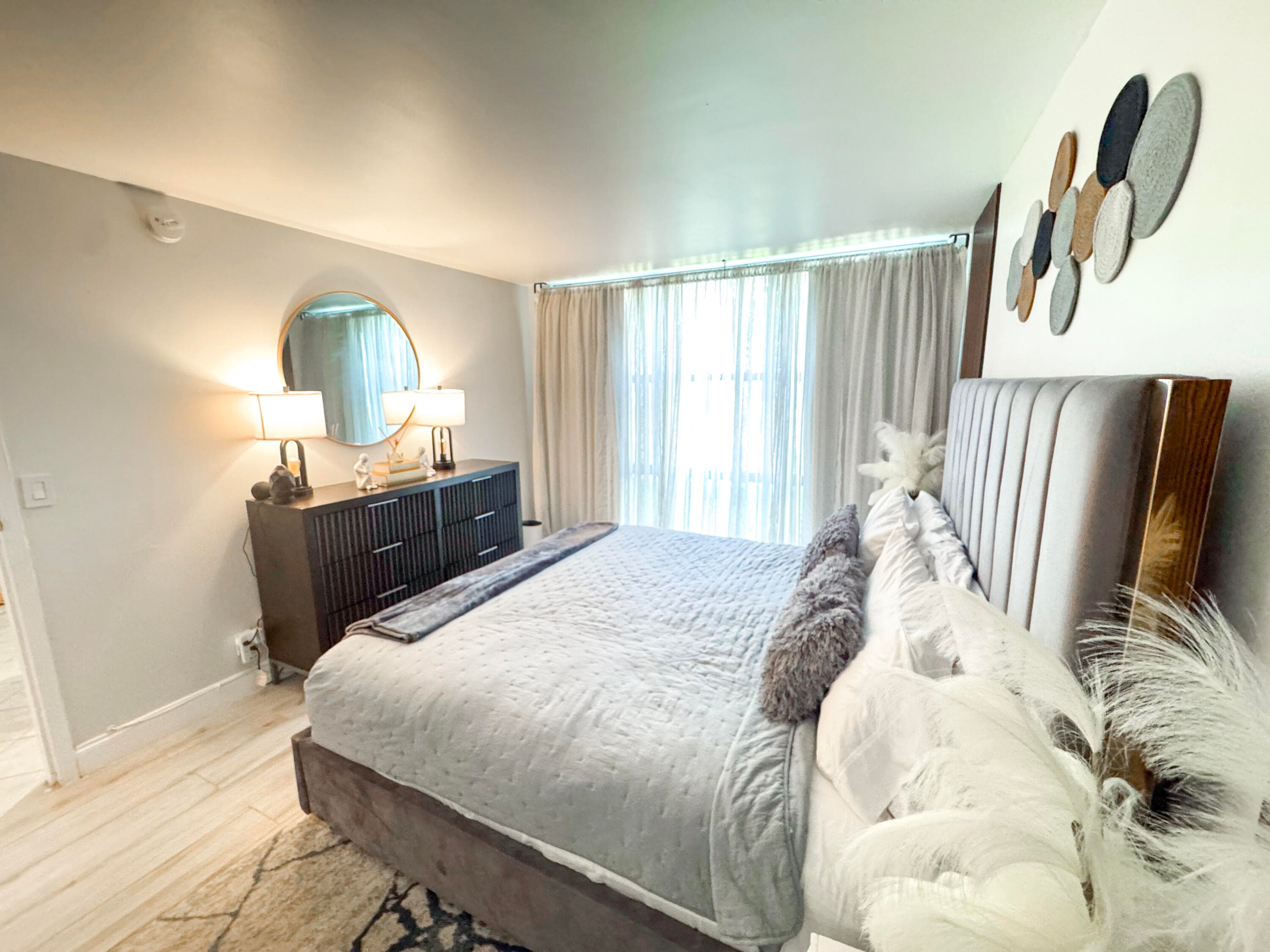 17011 N Bay Road 104, Sunny Isles Beach, FL 33160 — photo 16 of 27