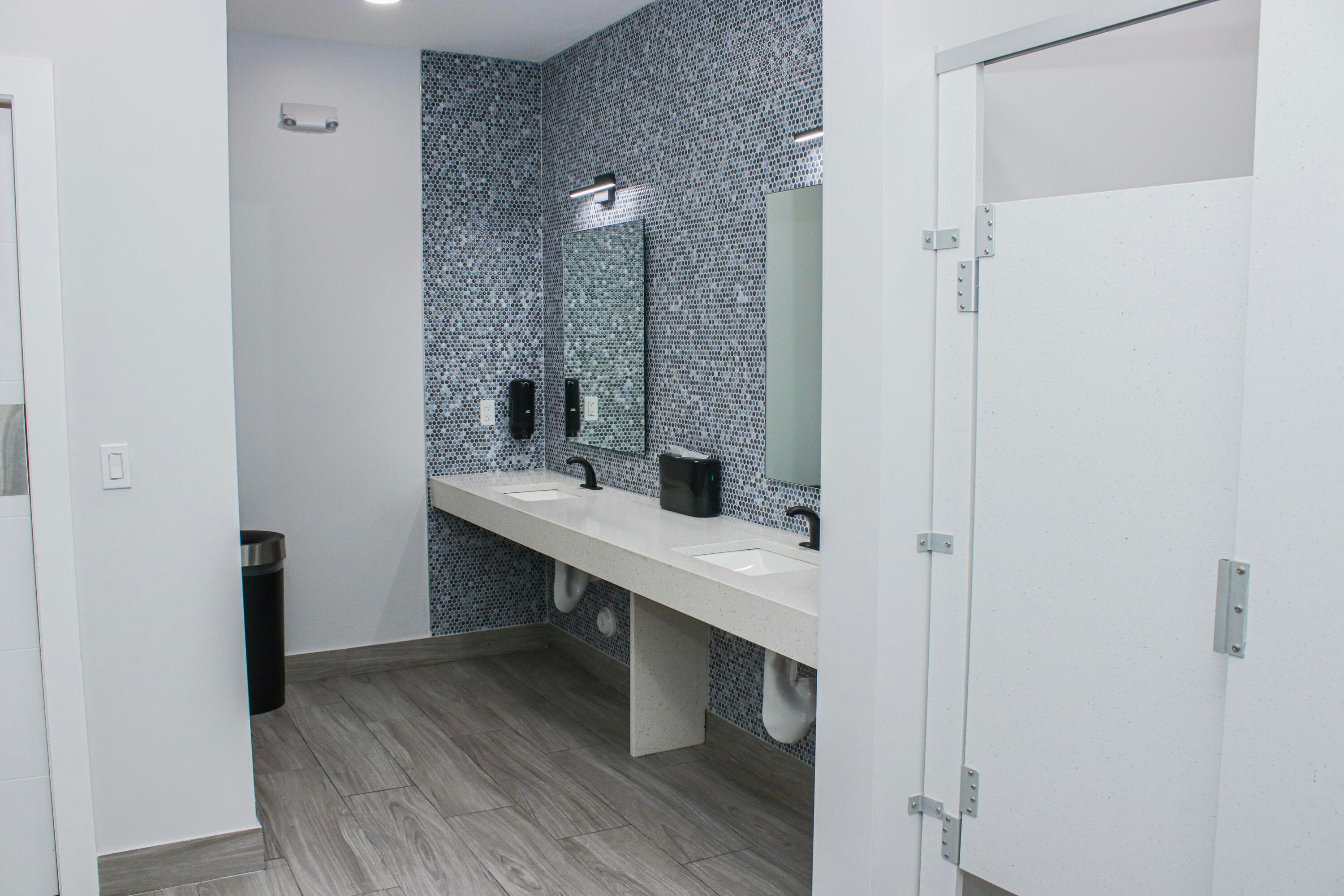 17011 N Bay Road 104, Sunny Isles Beach, FL 33160 — photo 27 of 27