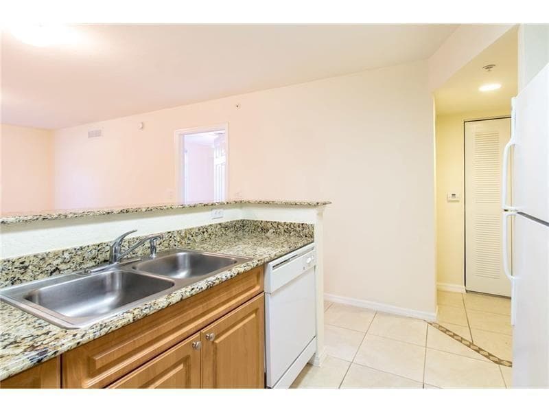 6760 Heritage 6103, Boynton Beach, FL 33437 — photo 4 of 13