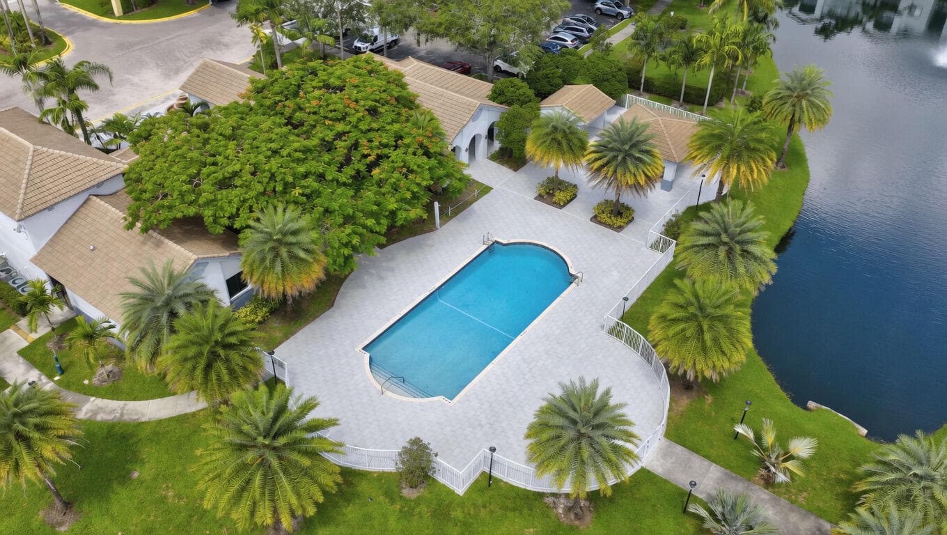 2600 S University Drive 208, Davie, FL 33328 — photo 23 of 25