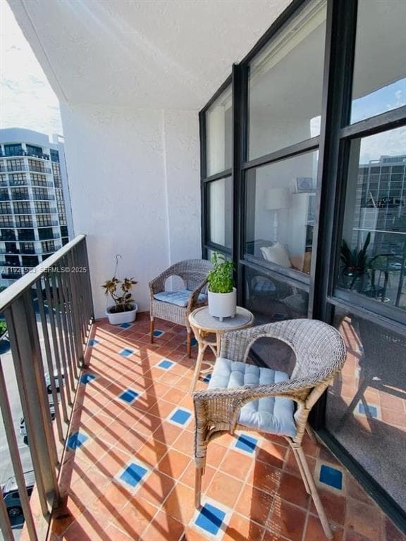 800 Parkview Drive 726, Hallandale Beach, FL 33009 — photo 15 of 34