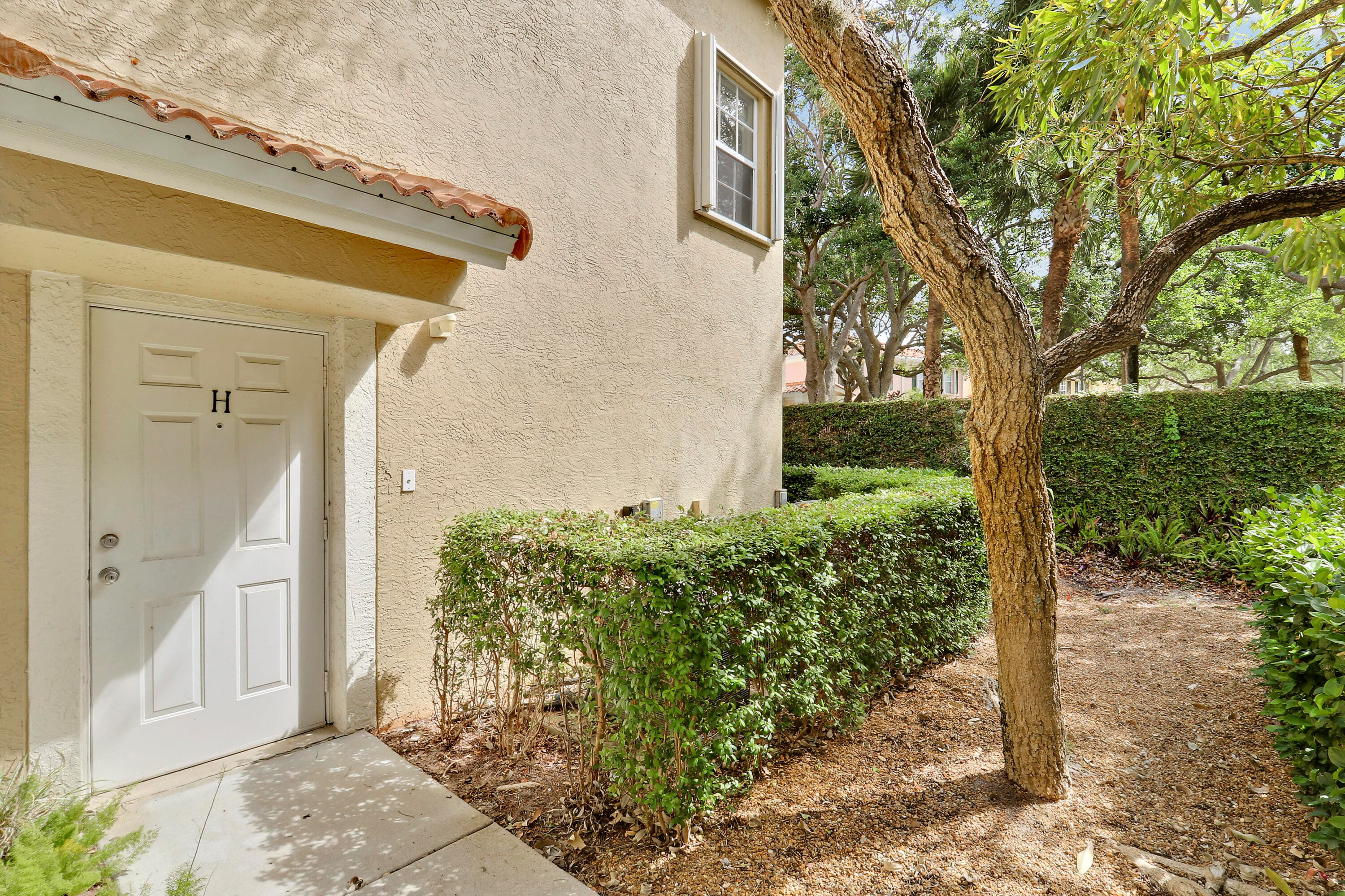 104 Lighthouse Circle H, Tequesta, FL 33469 — photo 2 of 45