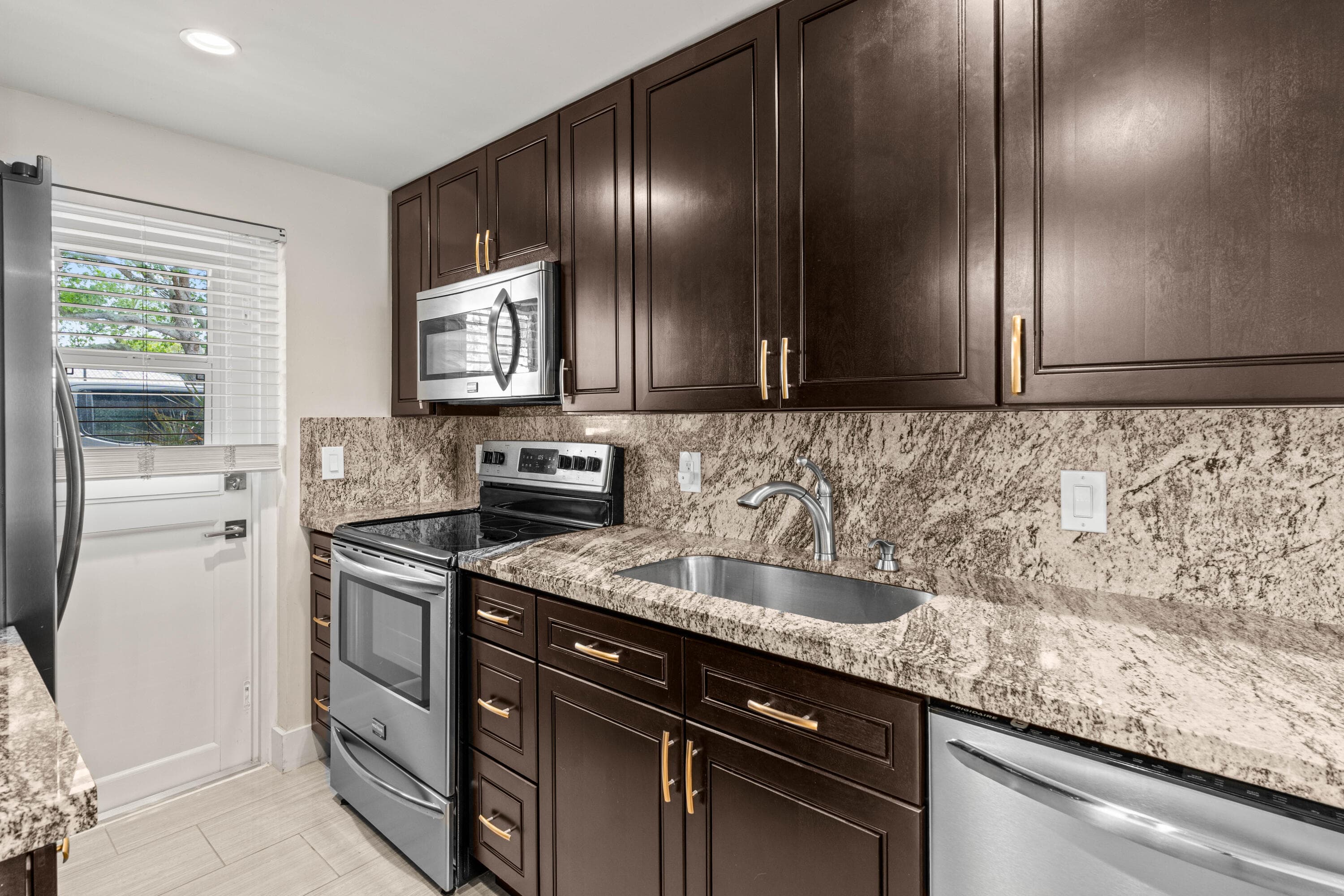 4502 N Federal Highway 144e, Lighthouse Point, FL 33064 — photo 7 of 30