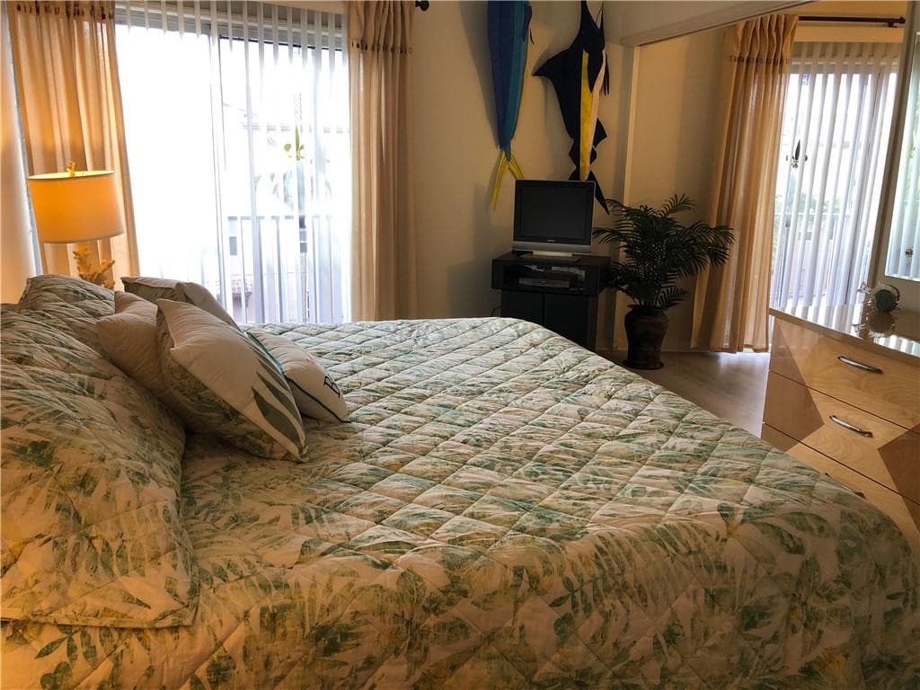 1967 S Ocean Boulevard 305, Lauderdale-By-The-Sea, FL 33062 — photo 11 of 19