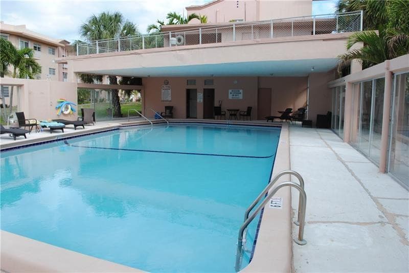 1967 S Ocean Boulevard 305, Lauderdale-By-The-Sea, FL 33062 — photo 18 of 19