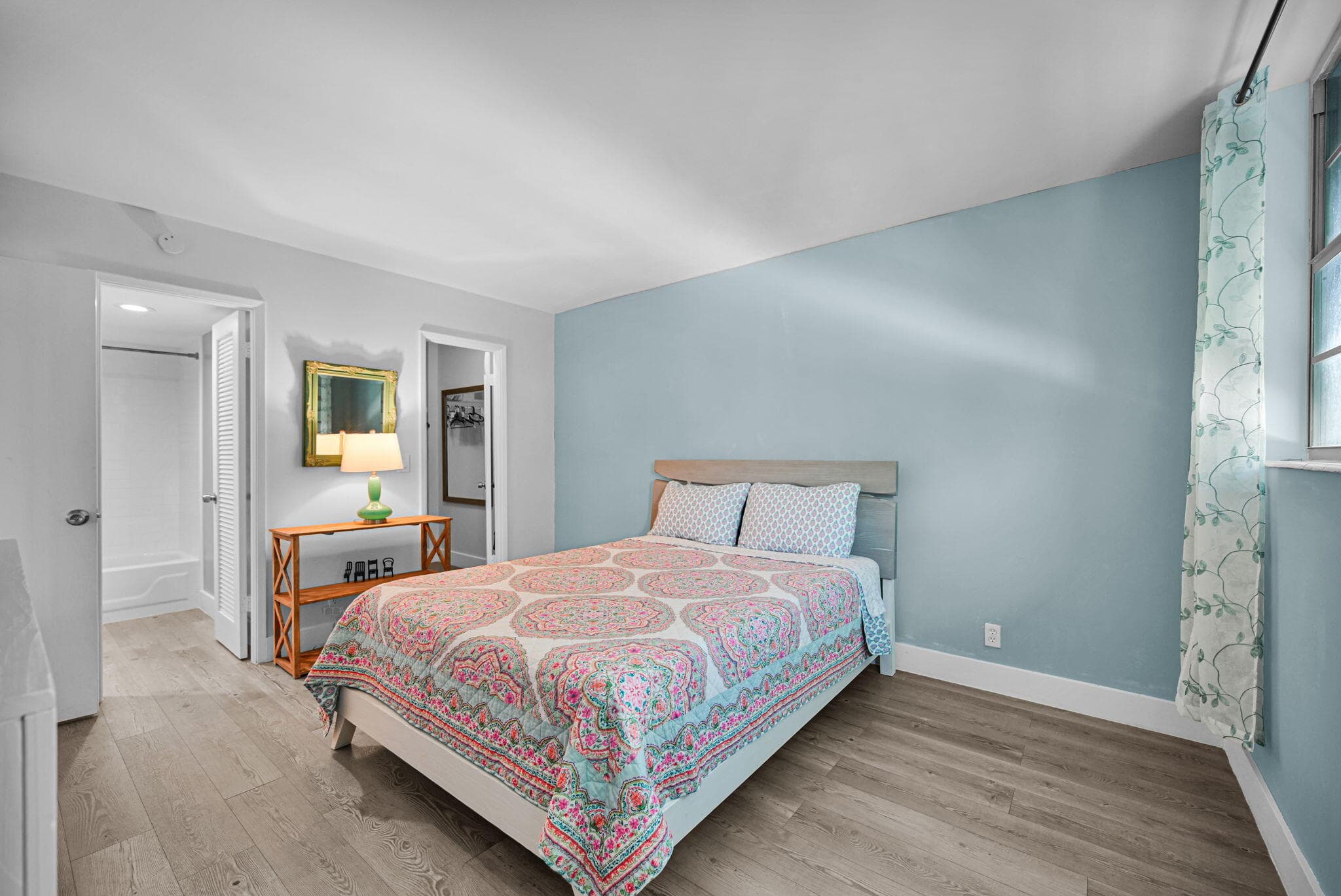 400 SE 10th Street 303, Deerfield Beach, FL 33441 — photo 12 of 34