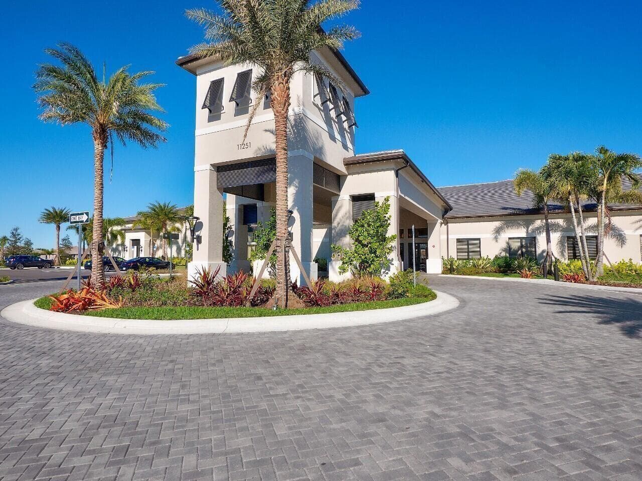 11699 SW Coronado Springs Drive, Port St. Lucie, FL 34987 — photo 36 of 108
