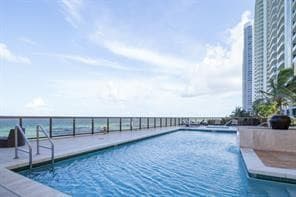16275 Collins Avenue, Sunny Isles Beach, FL 33160 — photo 19 of 28