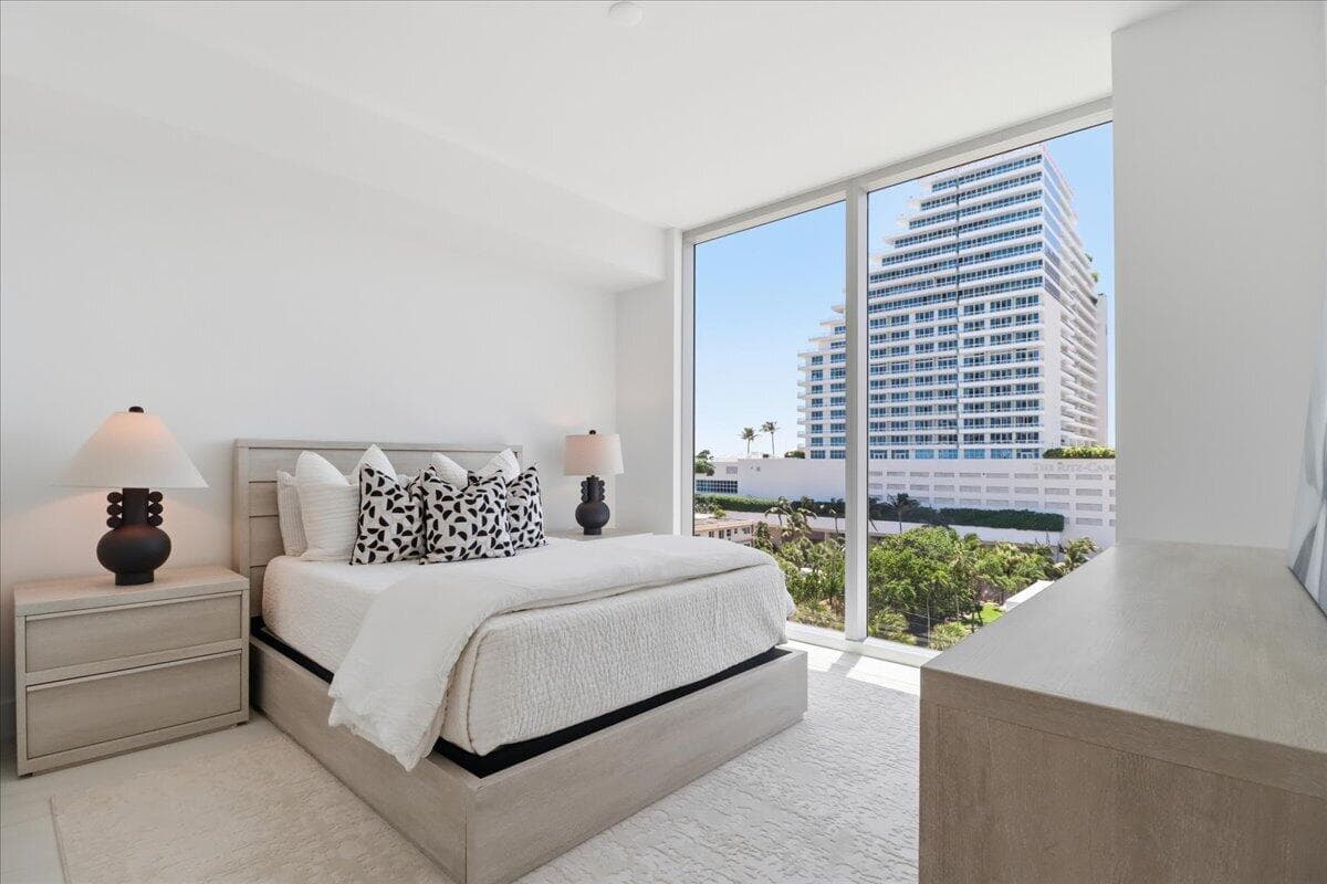 153 N Seabreeze Boulevard S-502, Fort Lauderdale, FL 33304 — photo 18 of 44