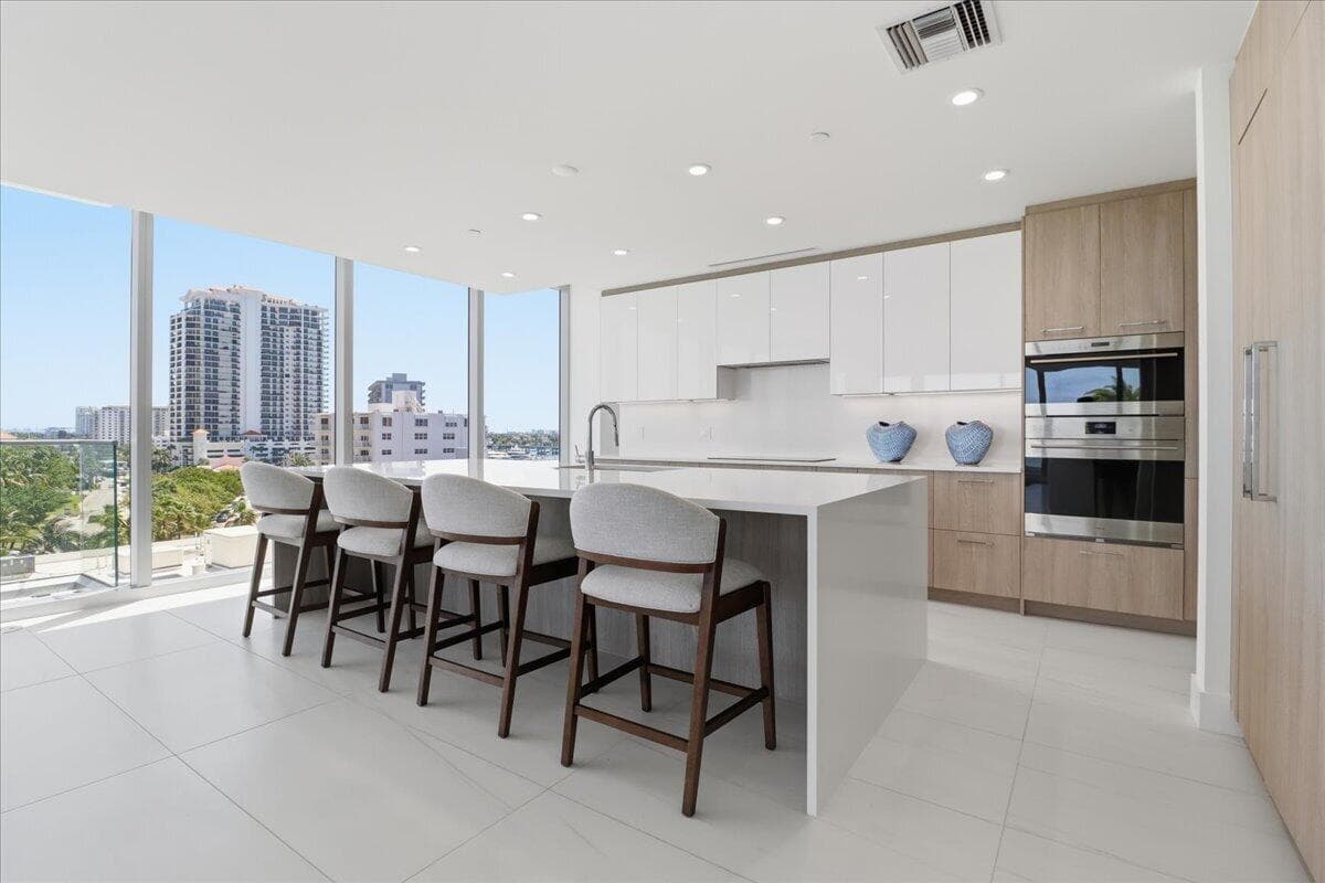 153 N Seabreeze Boulevard S-502, Fort Lauderdale, FL 33304 — photo 15 of 44