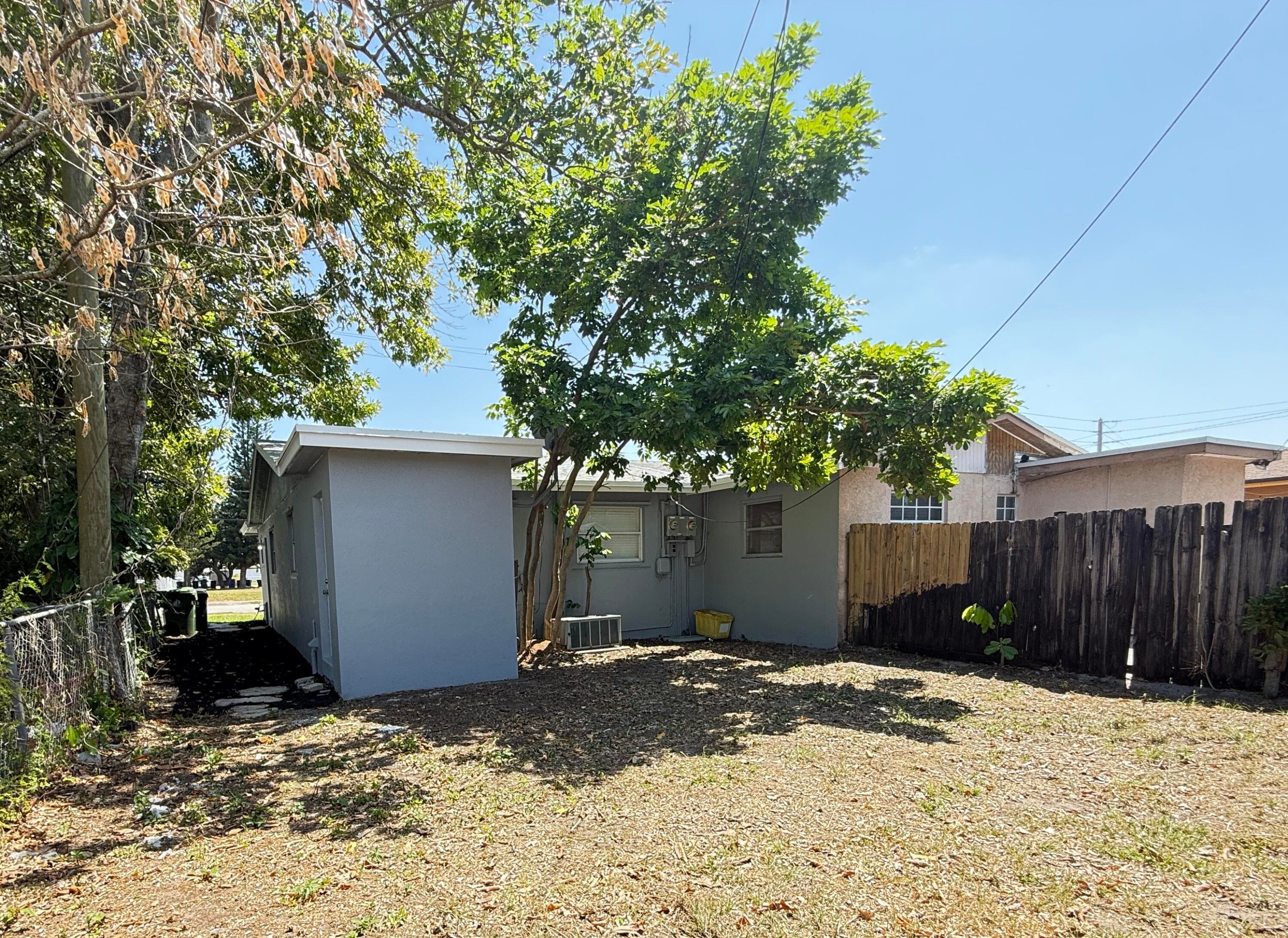 2611 NW 21st Street, Fort Lauderdale, FL 33311 — photo 10 of 10