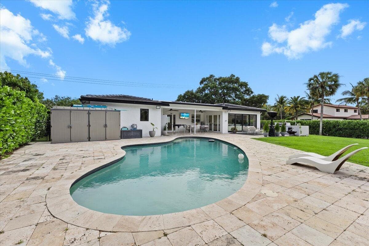 1049 W Palmetto Park Road, Boca Raton, FL 33486 — photo 31 of 40