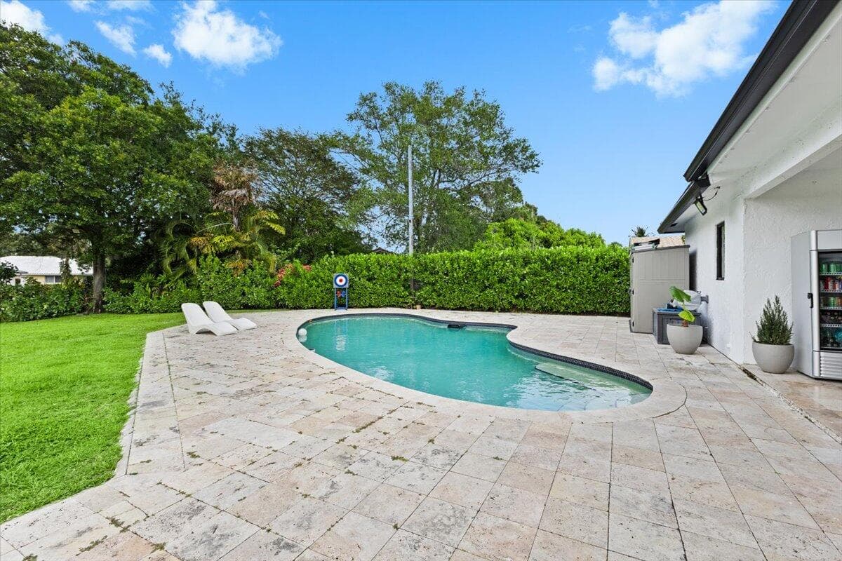1049 W Palmetto Park Road, Boca Raton, FL 33486 — photo 33 of 40