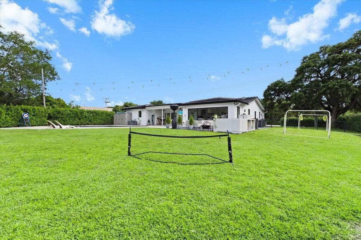 1049 W Palmetto Park Road, Boca Raton, FL 33486 — photo 35 of 40
