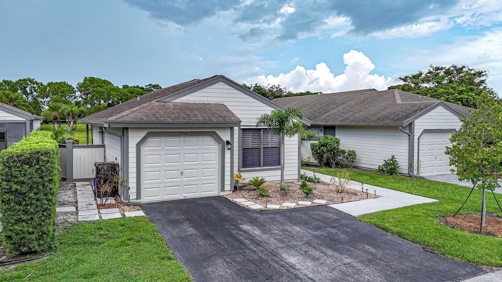 2514 Bedford Mews Drive, Wellington, FL 33414 — photo 2 of 28