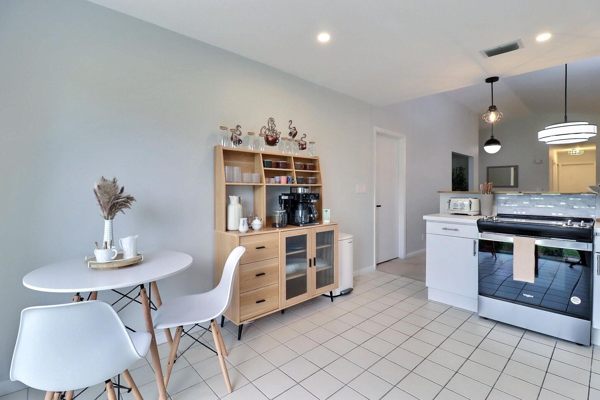 2514 Bedford Mews Drive, Wellington, FL 33414 — photo 10 of 28