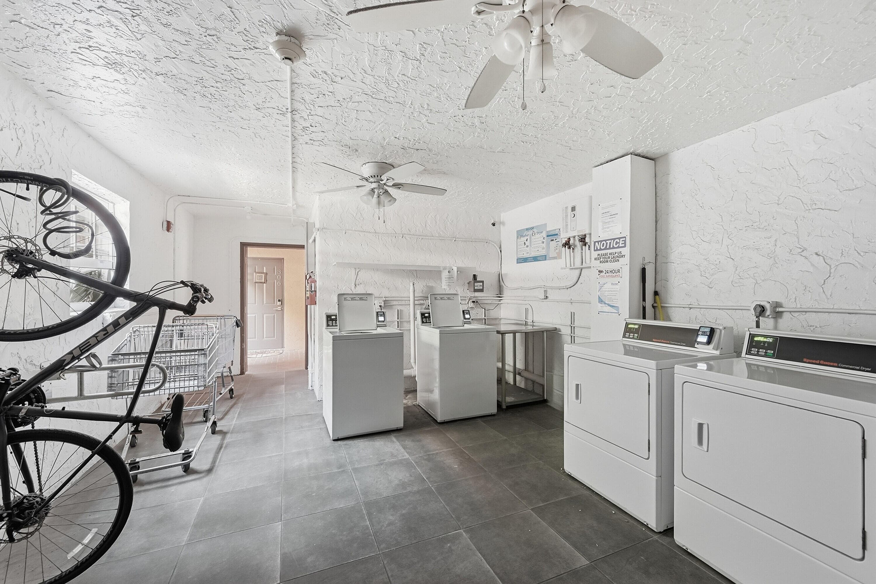 670 Tennis Club Drive 303, Fort Lauderdale, FL 33311 — photo 17 of 27
