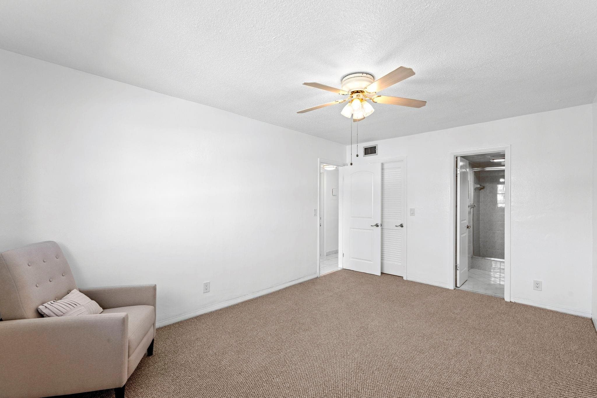 581 Blue Heron Drive 317-b, Hallandale Beach, FL 33009 — photo 16 of 49