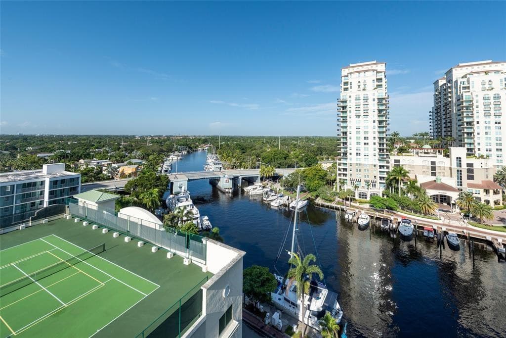 401 SW 4th Avenue 1102, Fort Lauderdale, FL 33315 — photo 1 of 20