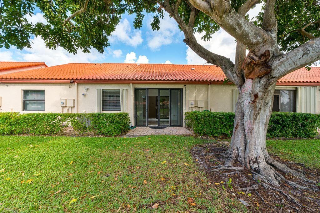 65 Centennial Court, Deerfield Beach, FL 33442 — photo 27 of 52