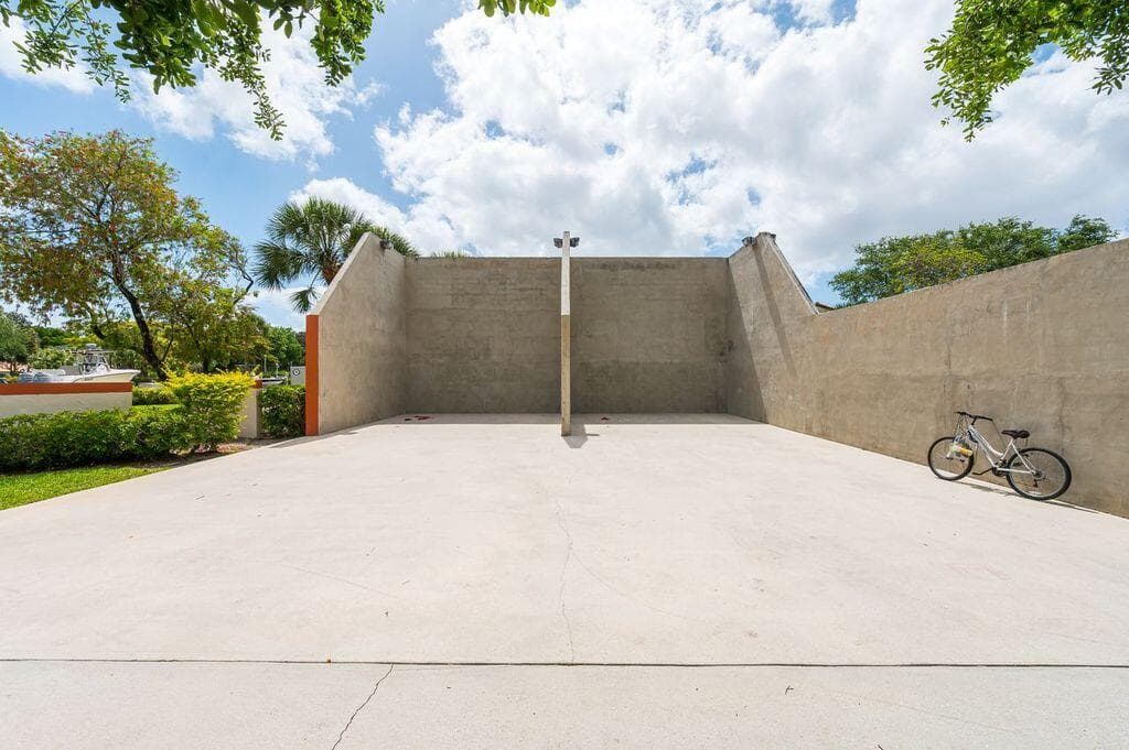 65 Centennial Court, Deerfield Beach, FL 33442 — photo 50 of 52