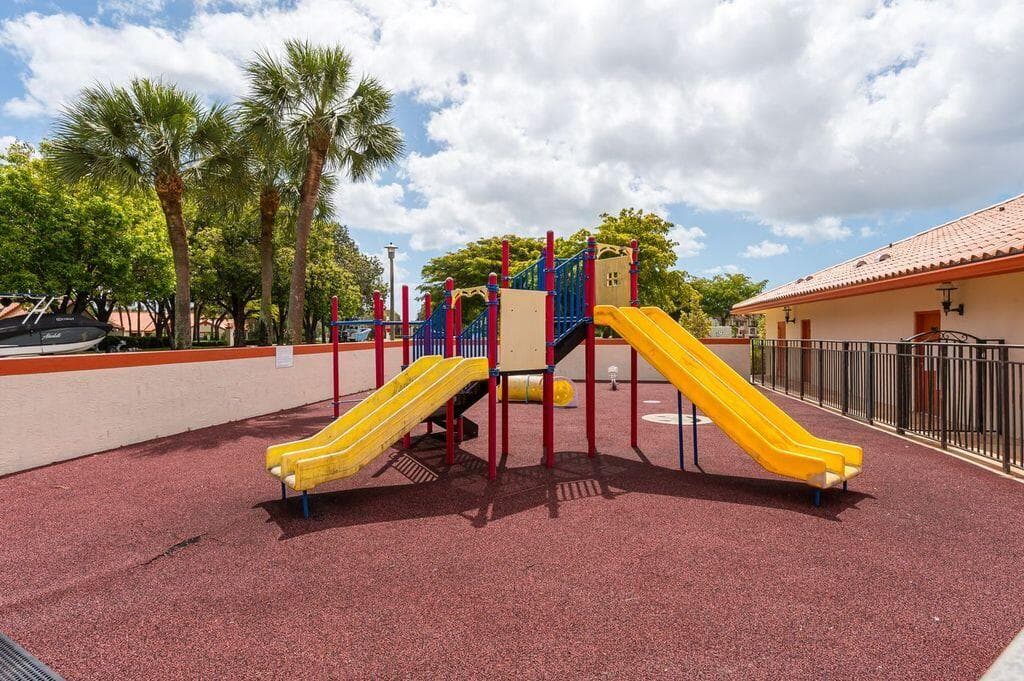 65 Centennial Court, Deerfield Beach, FL 33442 — photo 51 of 52