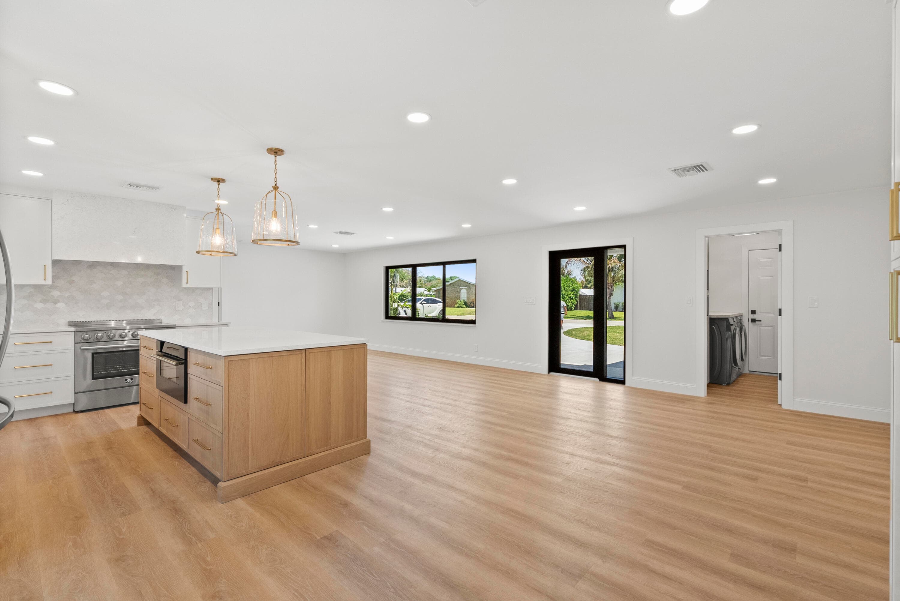 128 W Norfolk Road, Jupiter, FL 33469 — photo 11 of 46