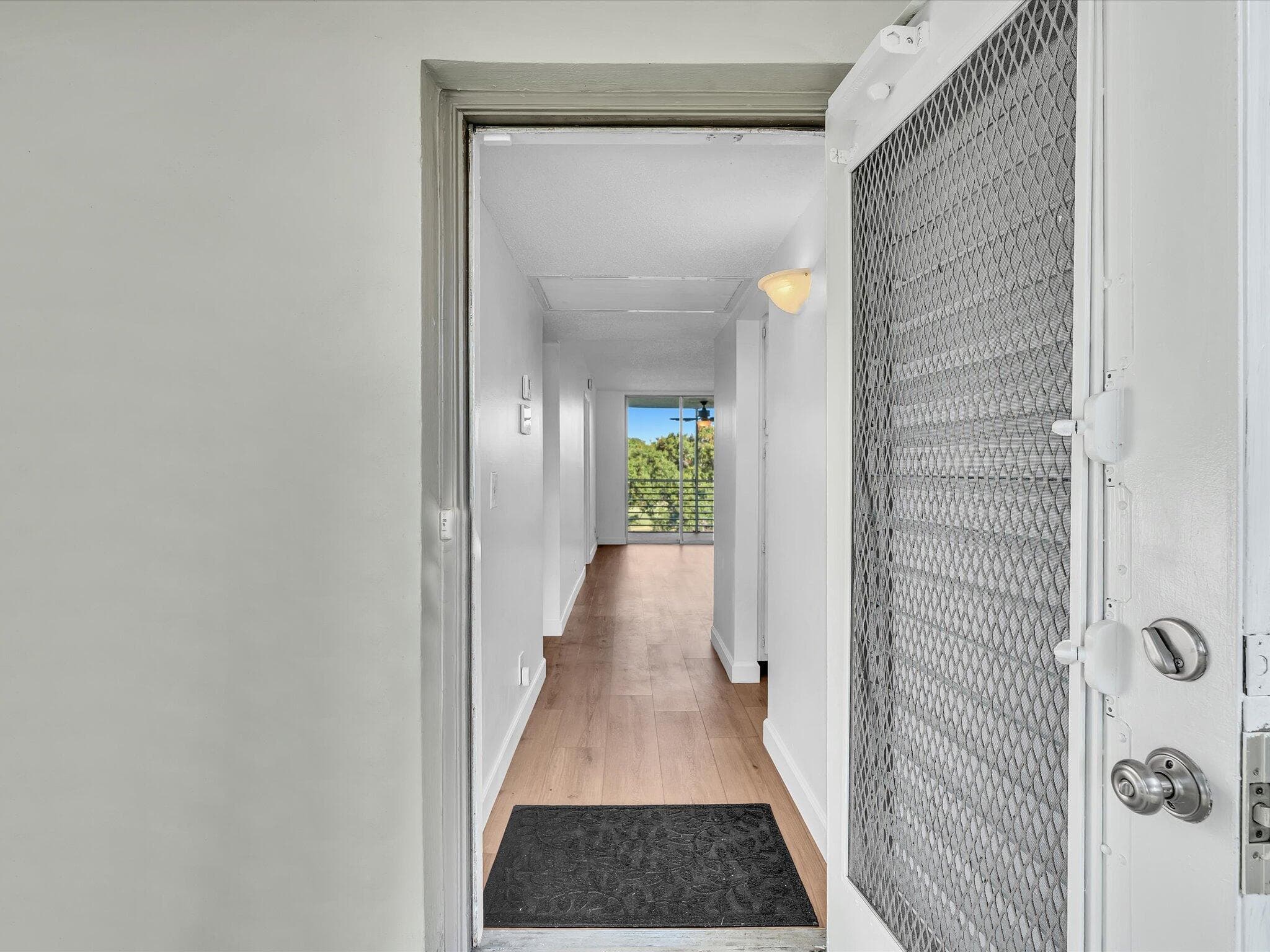 9470 Poinciana Place 303, Davie, FL 33324 — photo 10 of 77