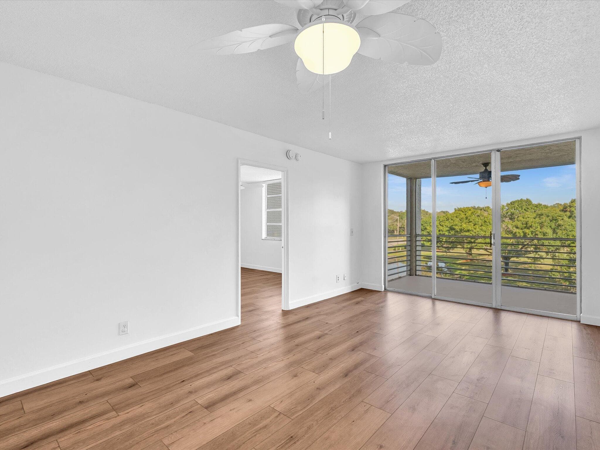 9470 Poinciana Place 303, Davie, FL 33324 — photo 23 of 77