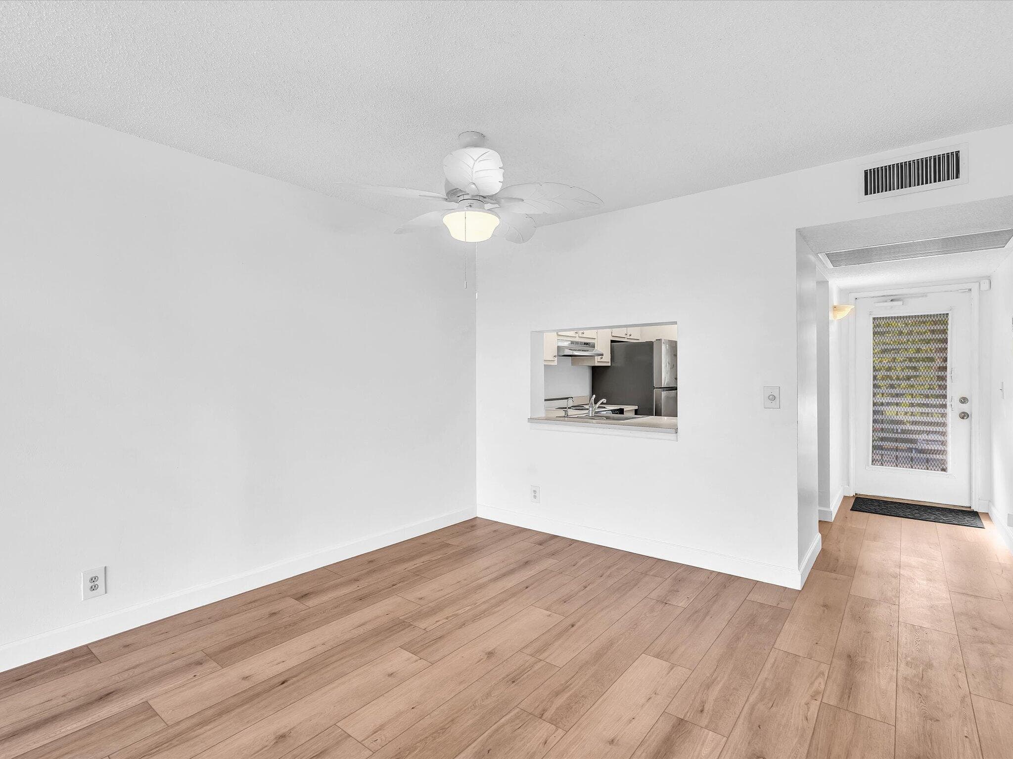 9470 Poinciana Place 303, Davie, FL 33324 — photo 24 of 77