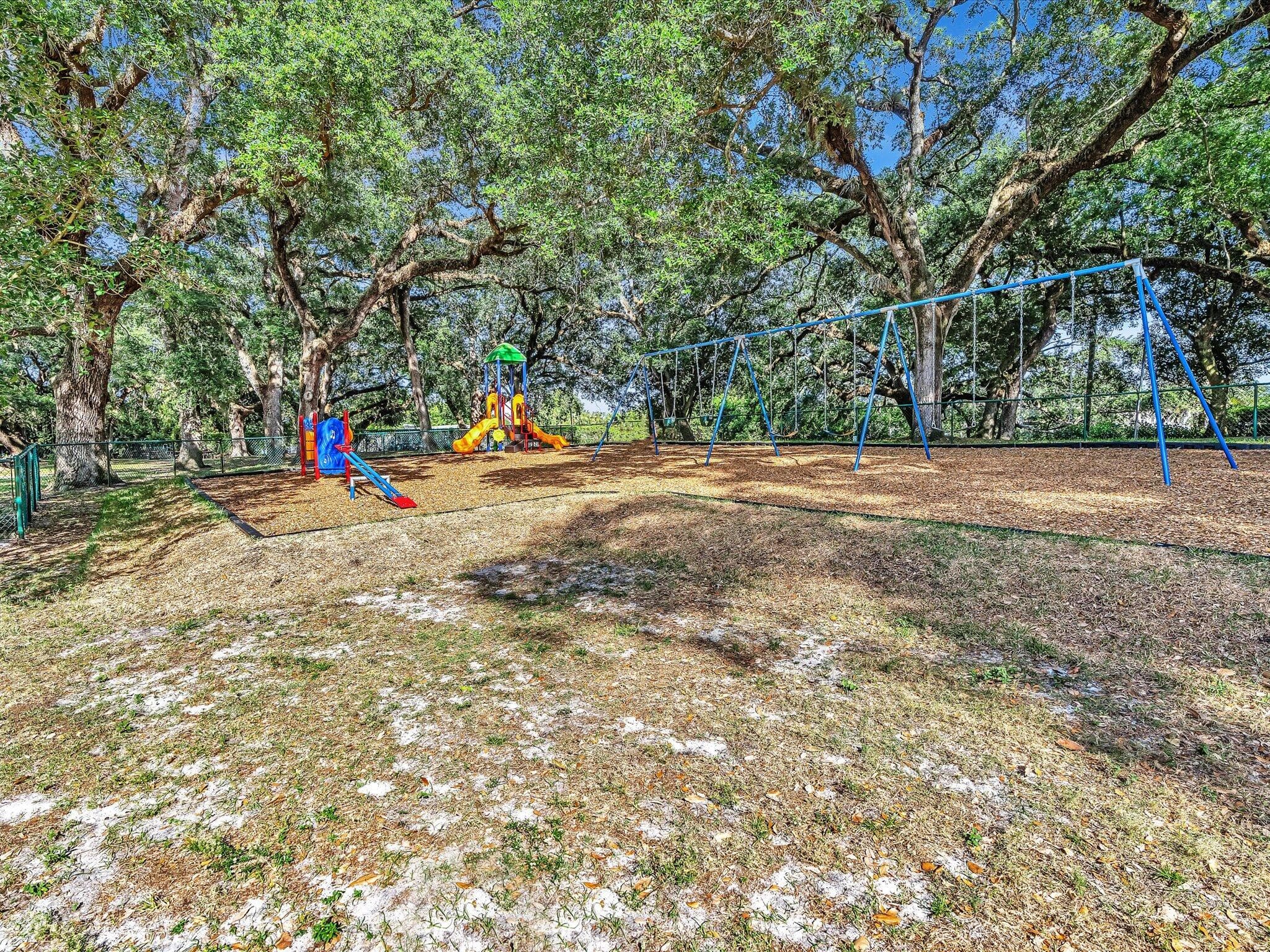 9470 Poinciana Place 303, Davie, FL 33324 — photo 67 of 77