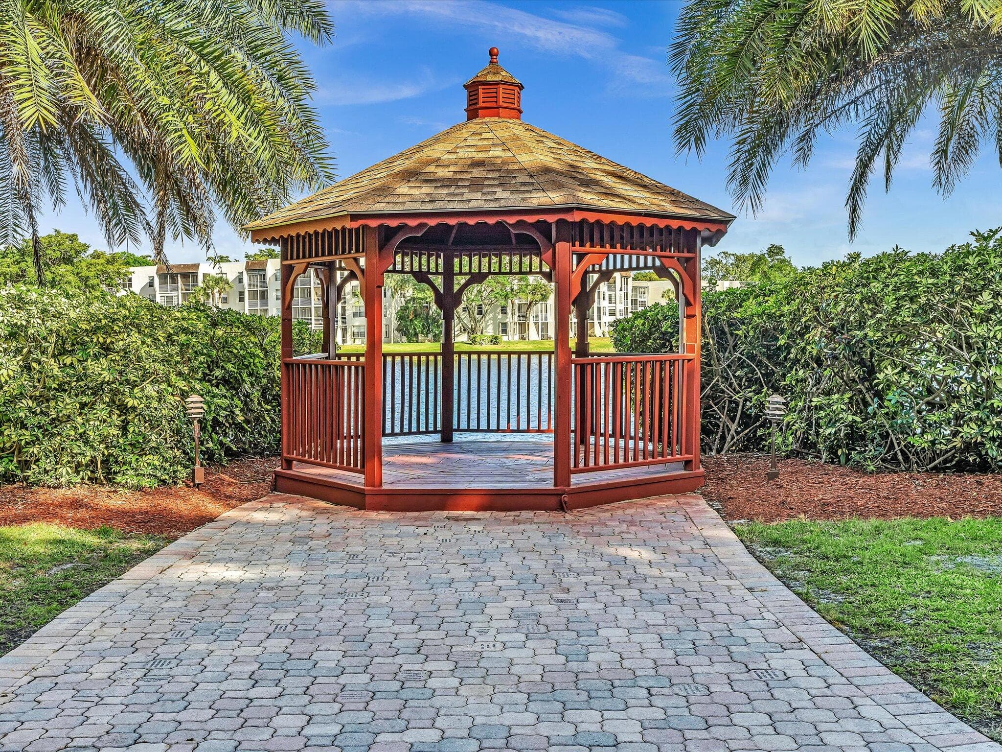 9470 Poinciana Place 303, Davie, FL 33324 — photo 69 of 77