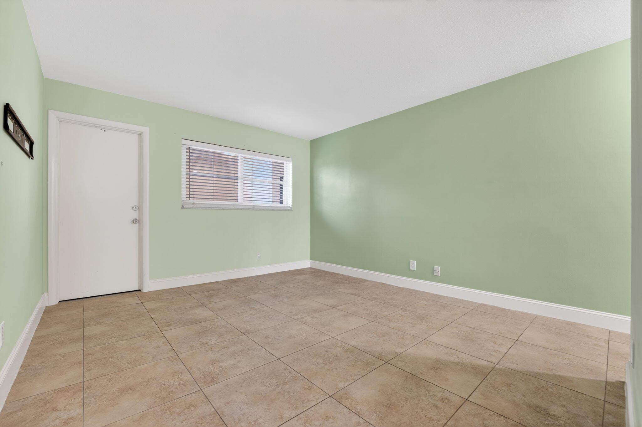 941 Crystal Lake Drive 302, Deerfield Beach, FL 33064 — photo 13 of 29