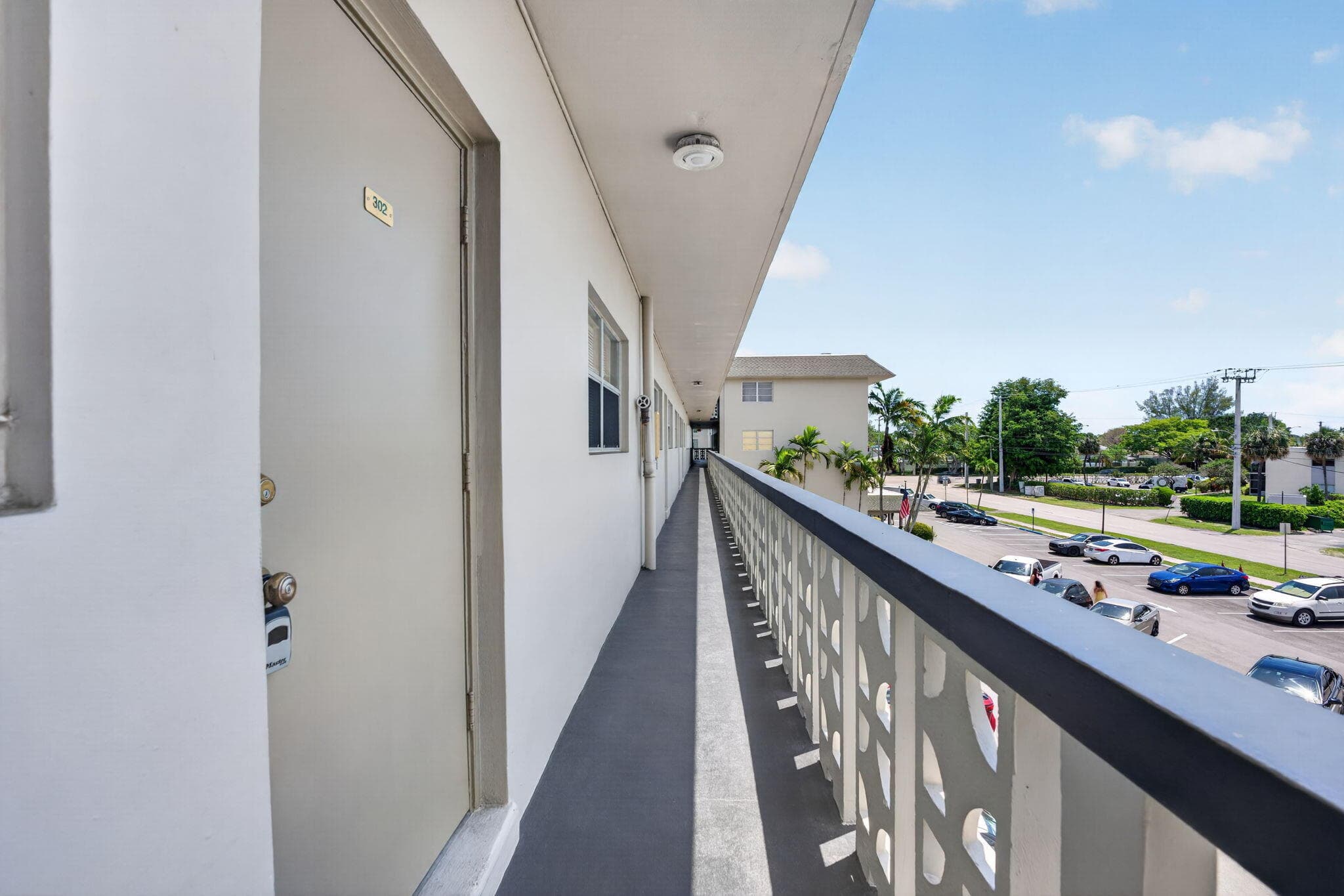 941 Crystal Lake Drive 302, Deerfield Beach, FL 33064 — photo 5 of 29