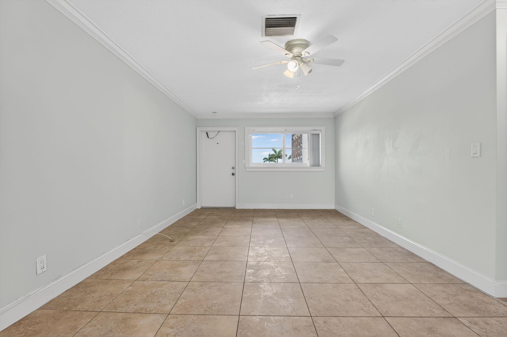 941 Crystal Lake Drive 302, Deerfield Beach, FL 33064 — photo 8 of 29