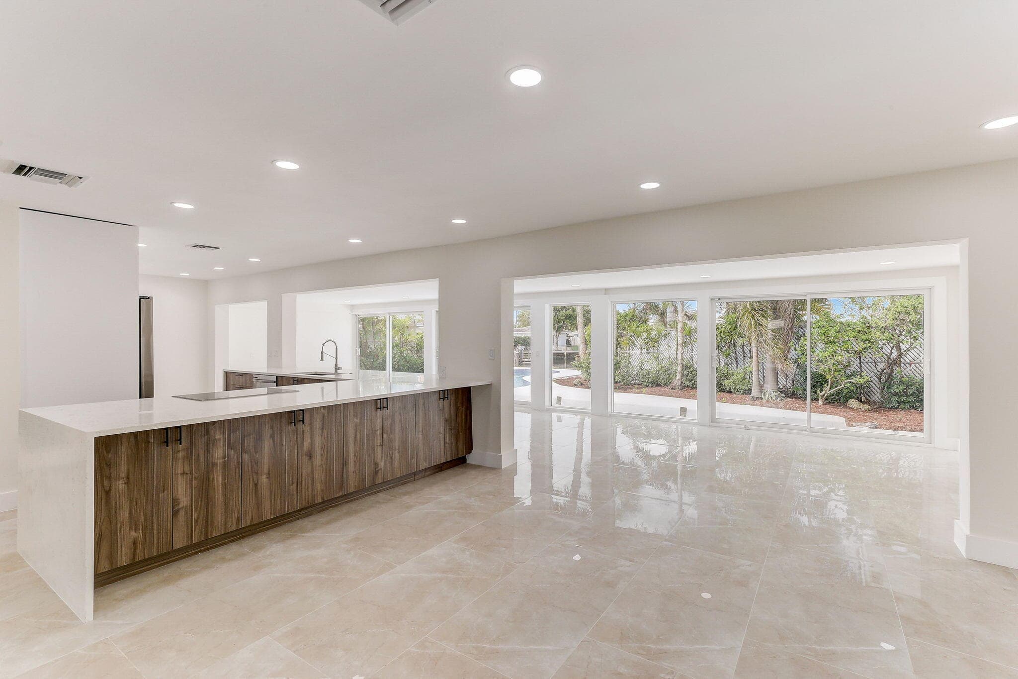 5591 NE 29th Avenue, Fort Lauderdale, FL 33308 — photo 12 of 72