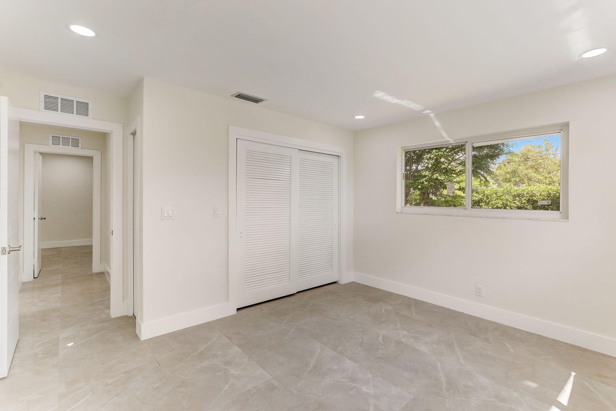 5591 NE 29th Avenue, Fort Lauderdale, FL 33308 — photo 35 of 72