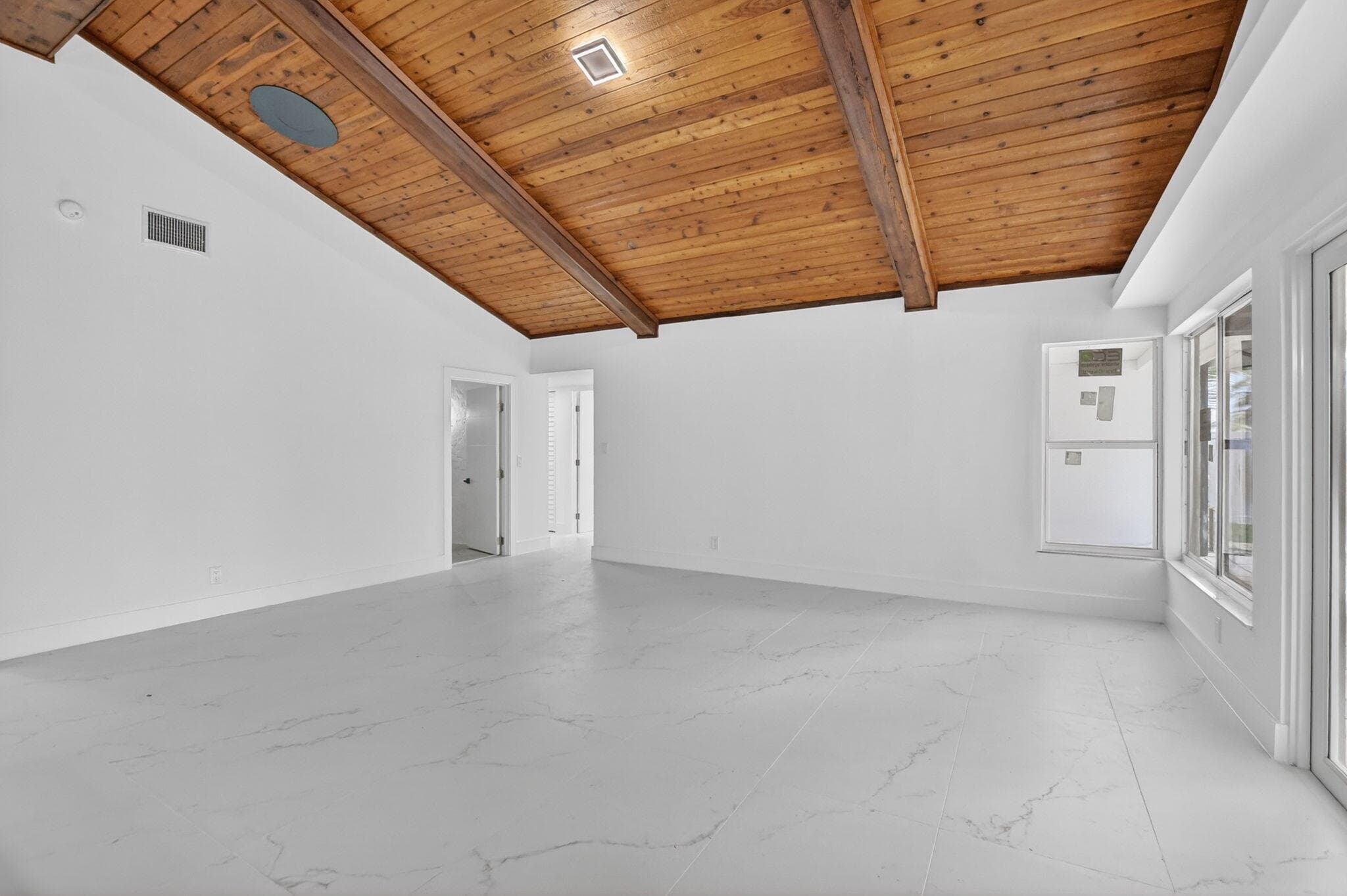 4701 NW 1st Place, Deerfield Beach, FL 33442 — photo 15 of 55