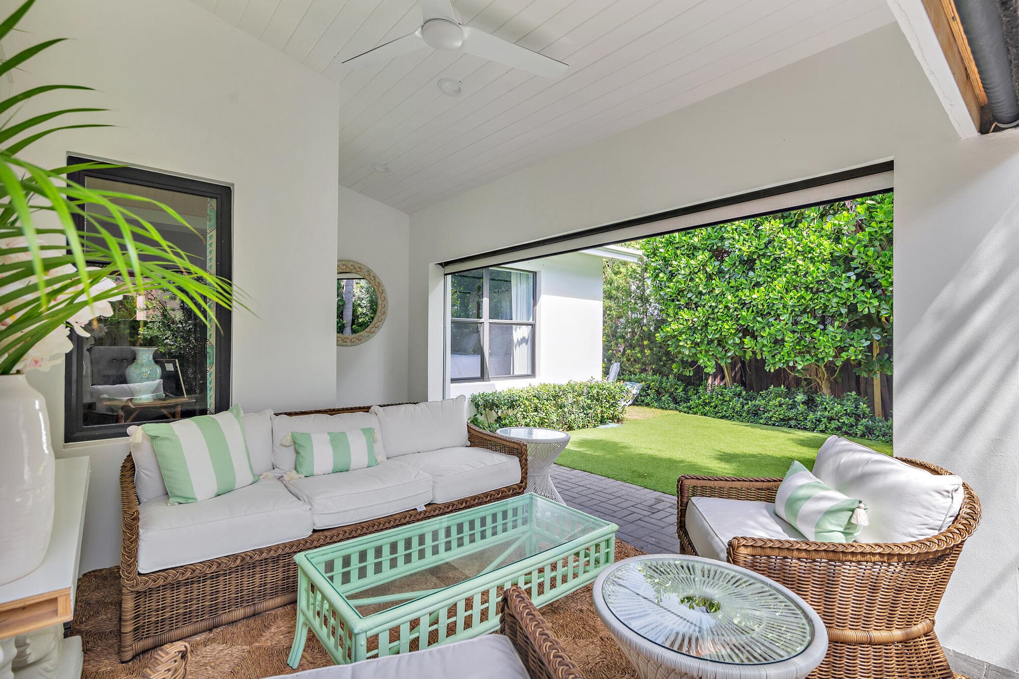 3210 Vincent Road, West Palm Beach, FL 33405 — photo 17 of 20