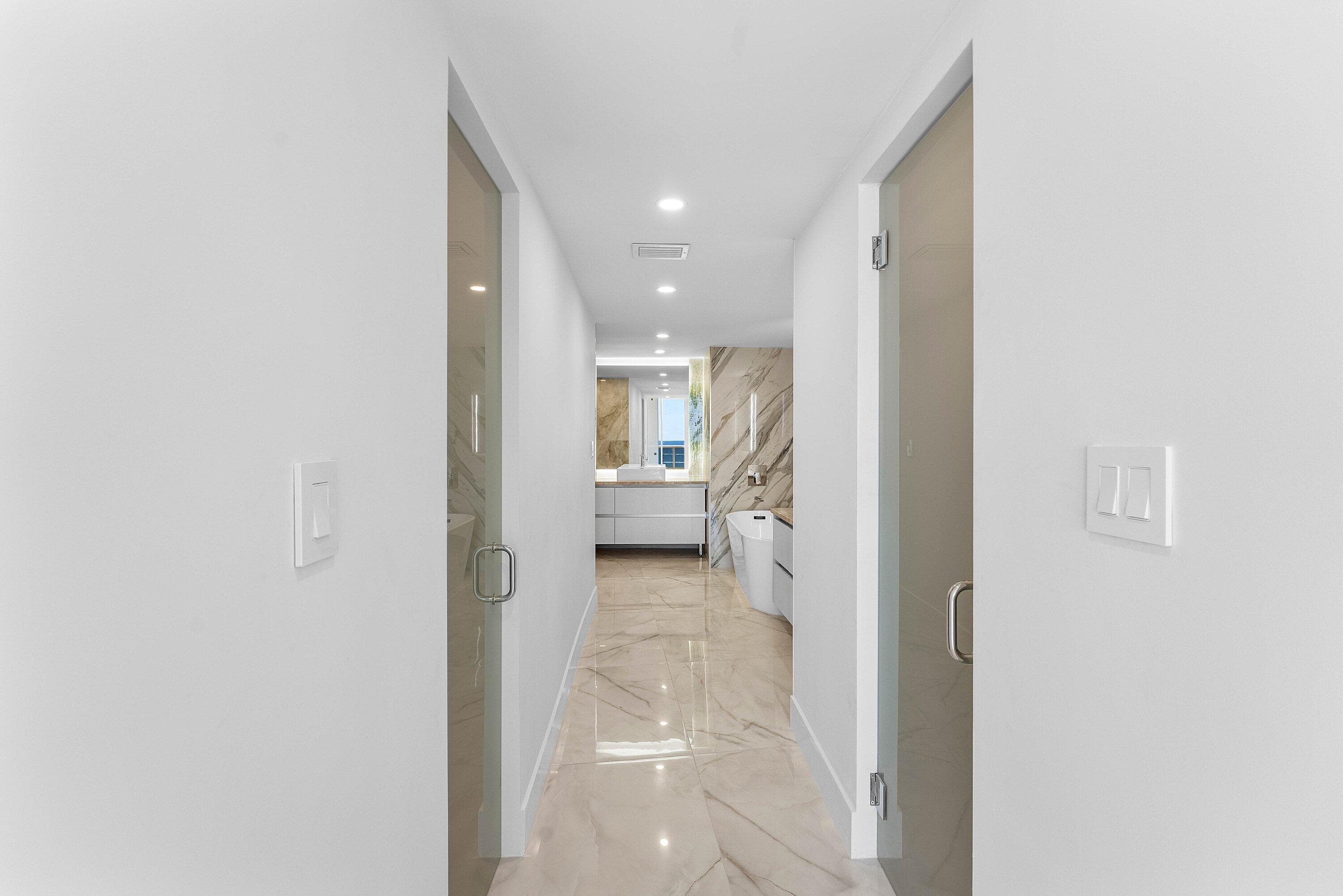 700 S Ocean Boulevard 504, Boca Raton, FL 33432 — photo 32 of 55