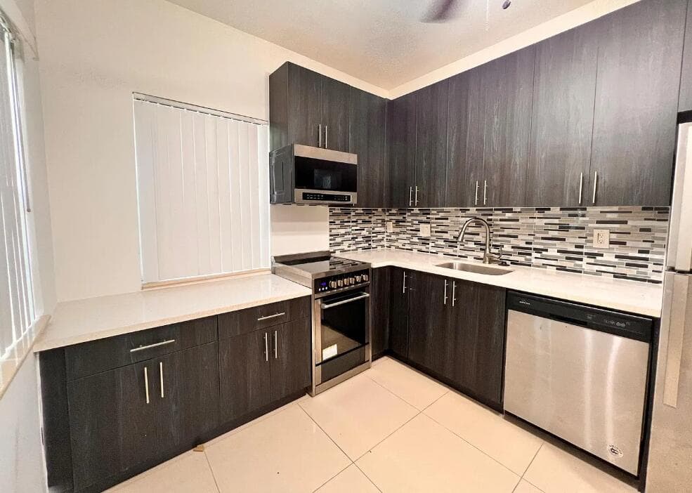 950 Lake Wyman Road A, Boca Raton, FL 33431 — photo 1 of 5