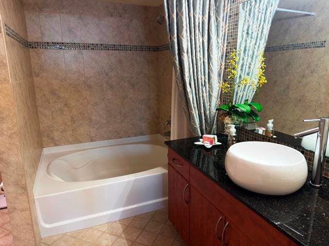 2560 S Ocean Boulevard 603, Palm Beach, FL 33480 — photo 15 of 27