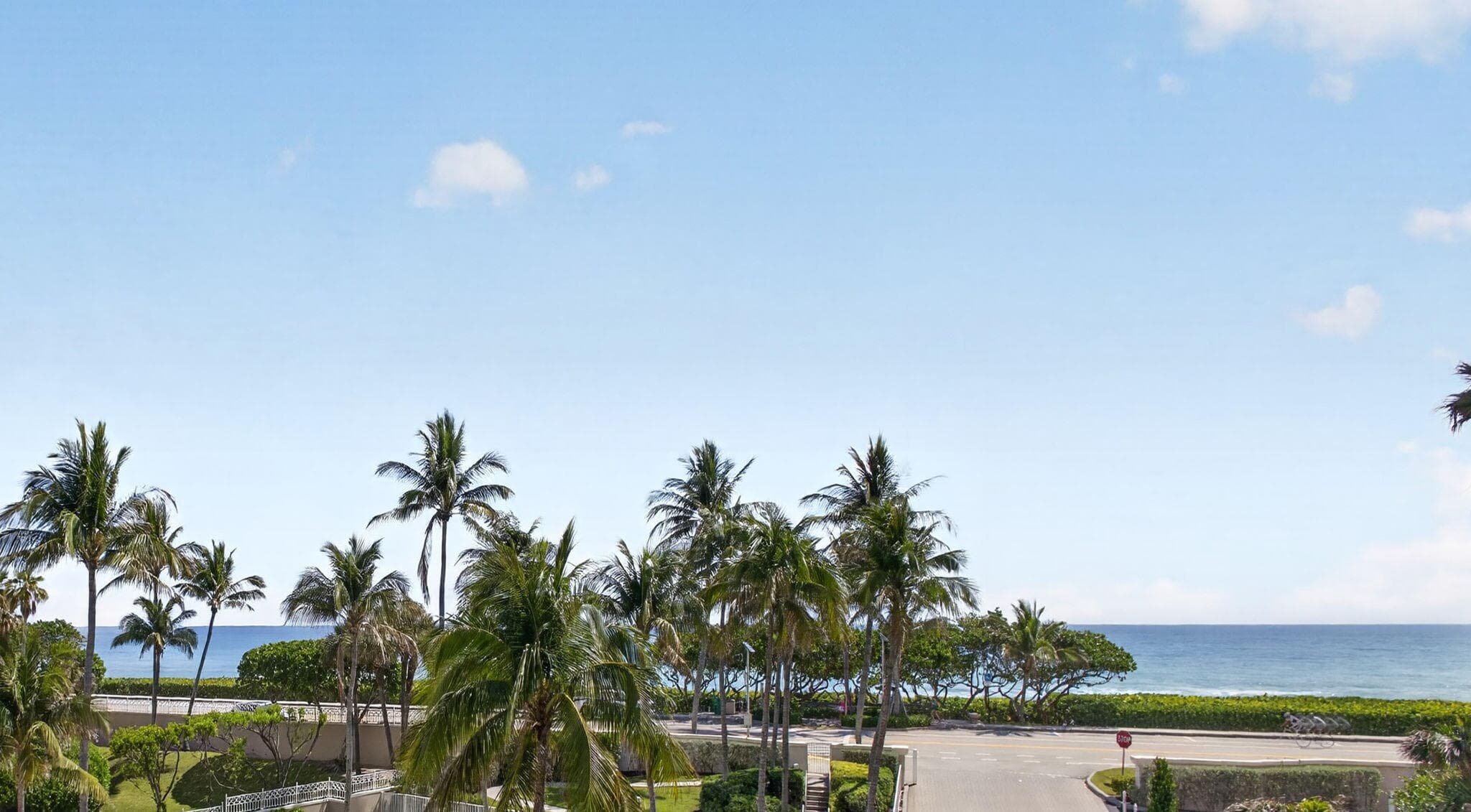 1660 S Highway A1a (plus Deeded Sep. Guest Quarters) 222, Jupiter, FL 33477 — photo 2 of 31
