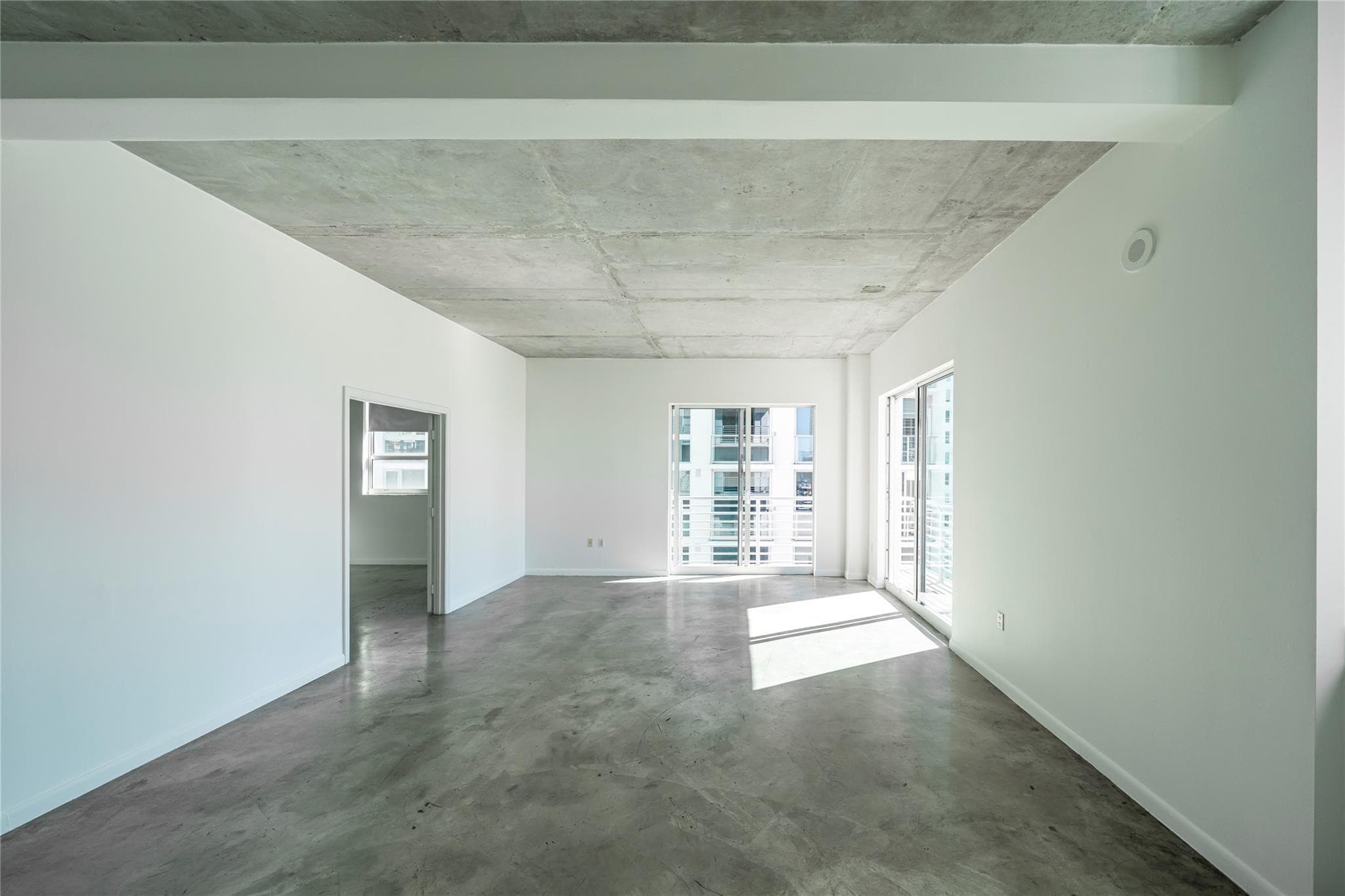 234 NE 3rd Street 2007, Miami, FL 33132 — photo 20 of 24
