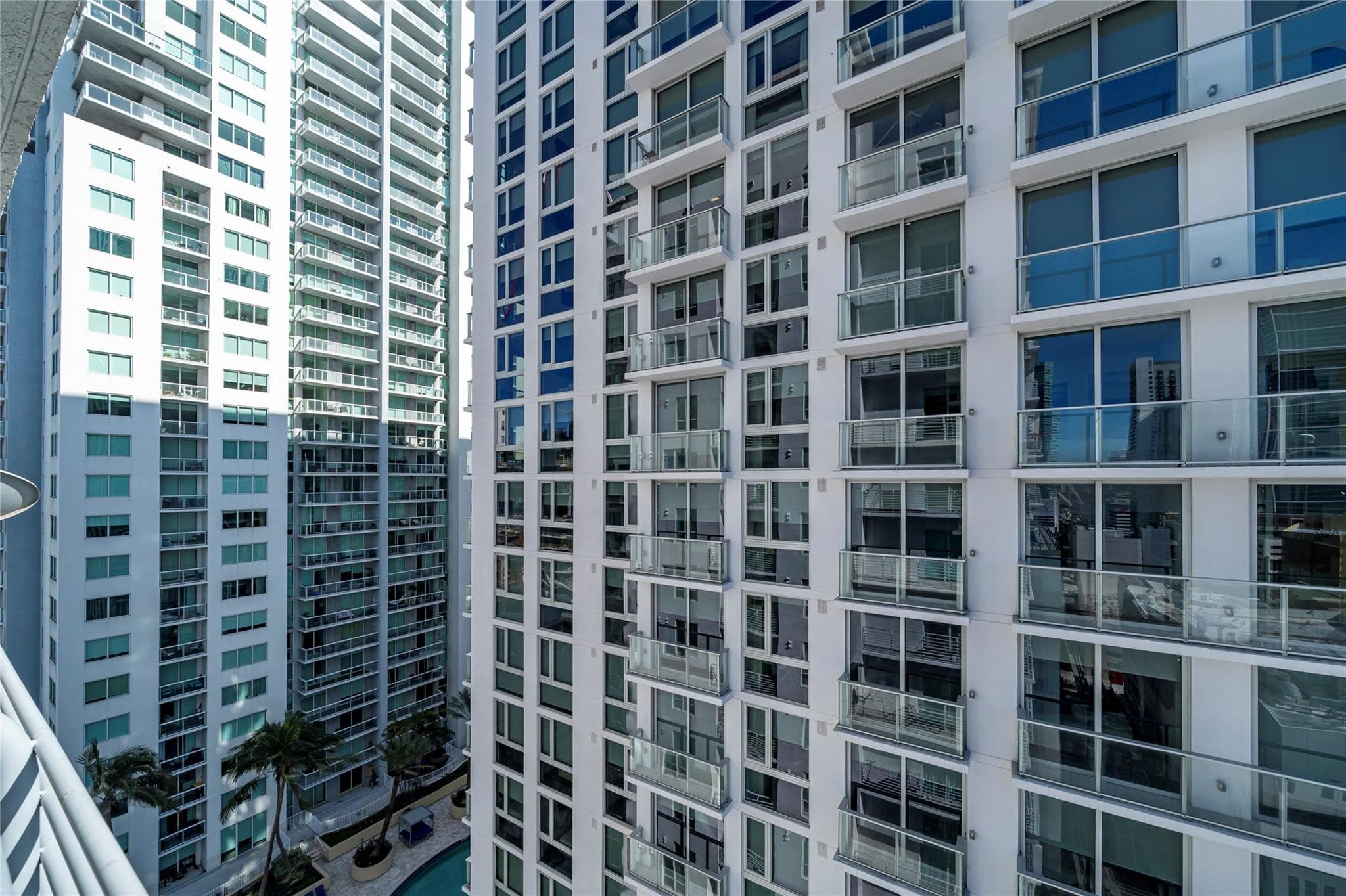 234 NE 3rd Street 2007, Miami, FL 33132 — photo 24 of 24