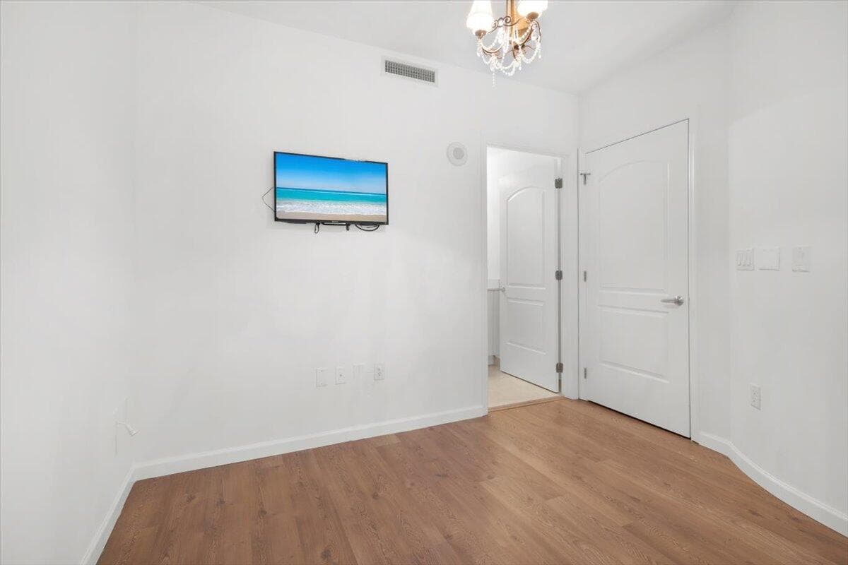 801 S Olive Avenue 105, West Palm Beach, FL 33401 — photo 23 of 59