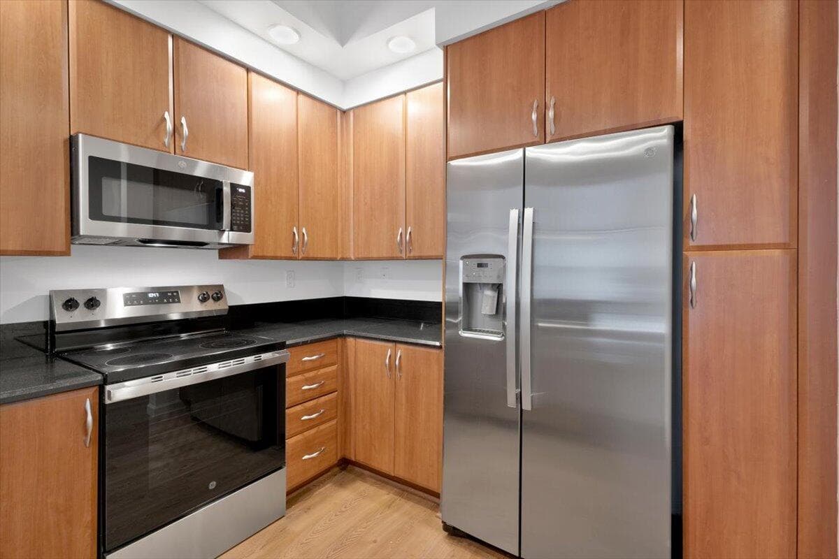 801 S Olive Avenue 105, West Palm Beach, FL 33401 — photo 15 of 59