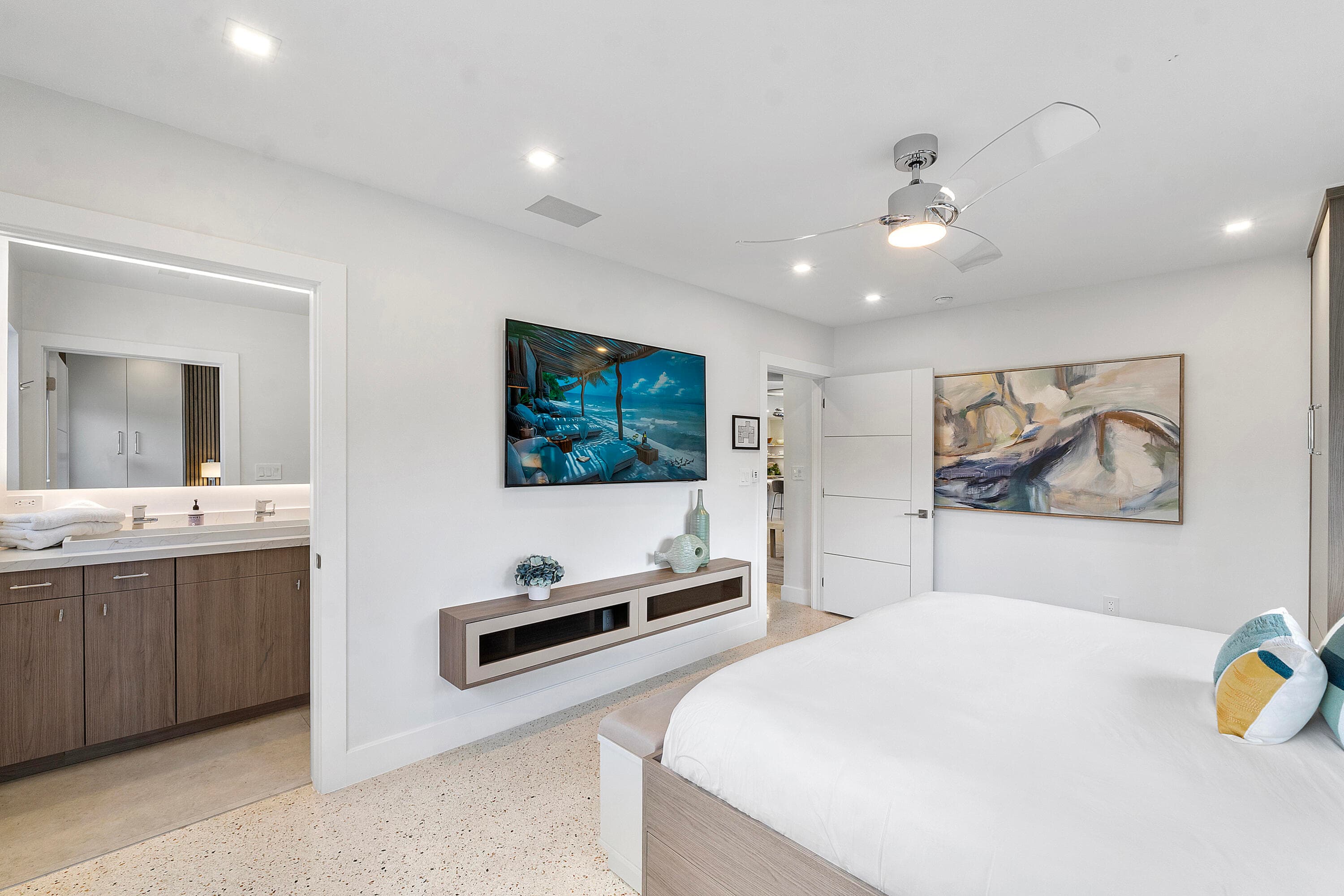 4875 NE 18th Avenue, Oakland Park, FL 33334 — photo 17 of 47