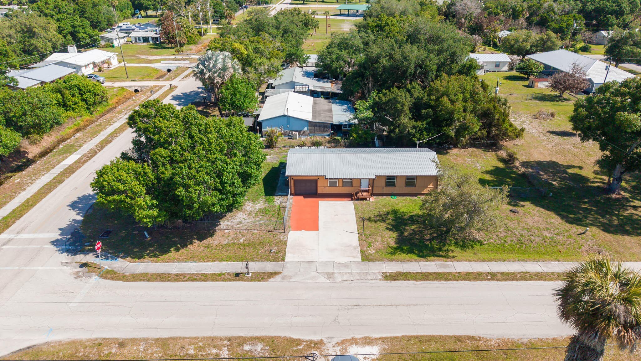 612 SW 9th Street, Okeechobee, FL 34974 — photo 3 of 52