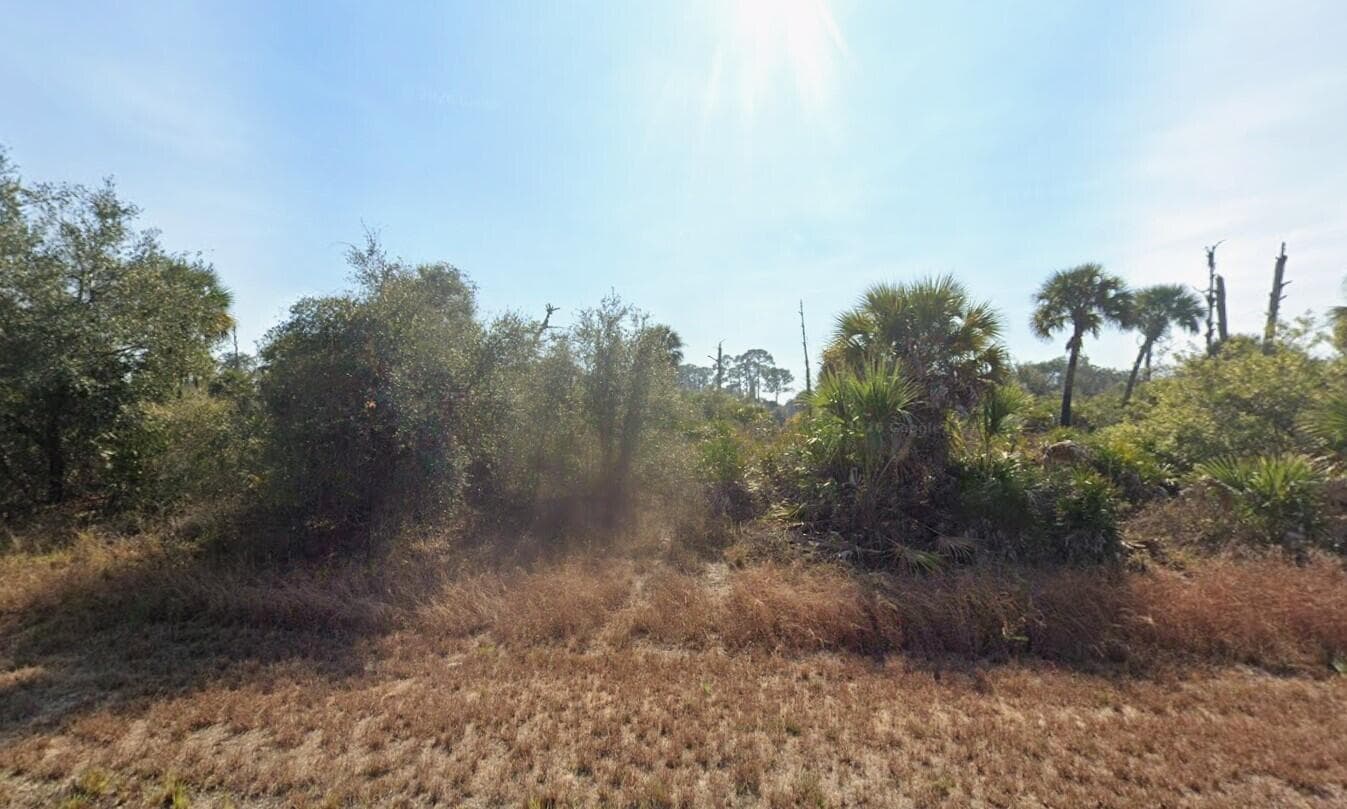 133 Apollo Avenue, Banyan Village, FL 33935 — photo
